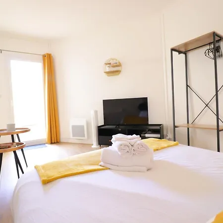 شقة Le Neo - Chic Avec Sa Cour Privative Et Fibre