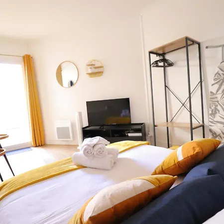 Le Neo - Chic Avec Sa Cour Privative Et Fibre شقة برجراك